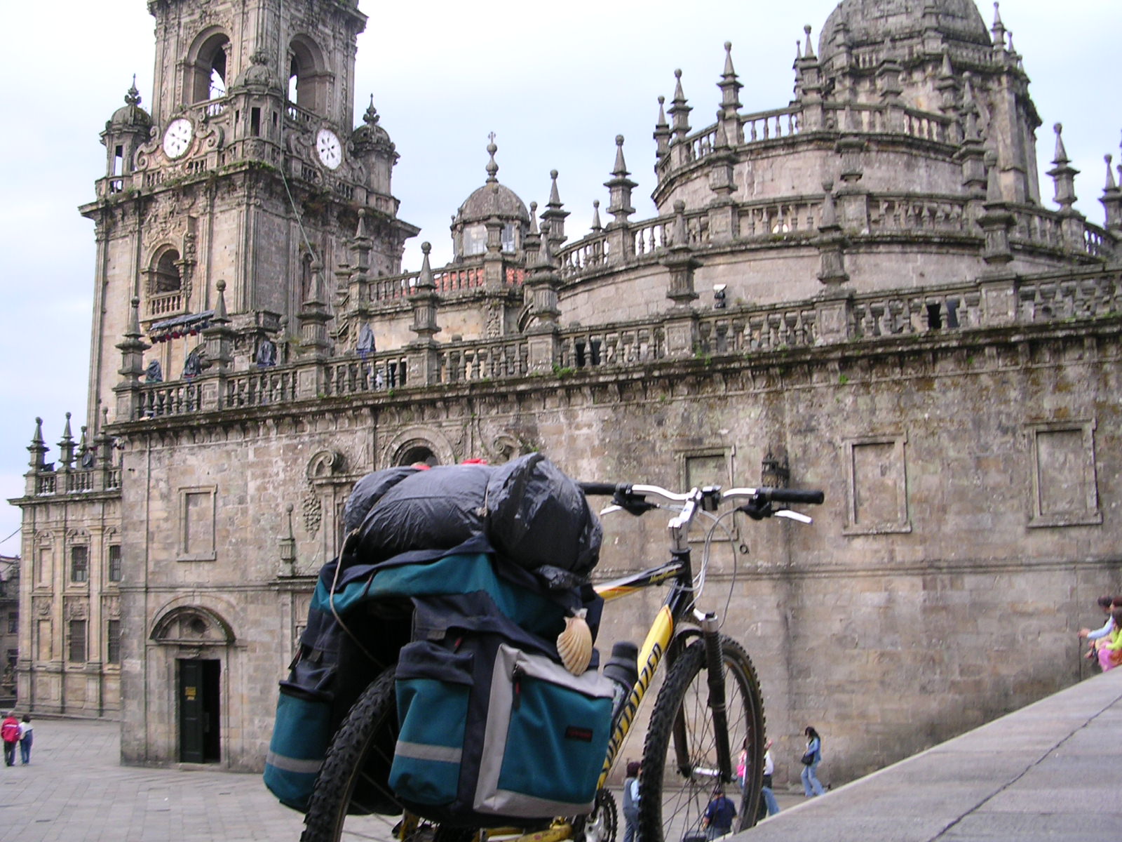 VENTAJAS DE HACER EL CAMINO DE SANTIAGO EN BICICLETA