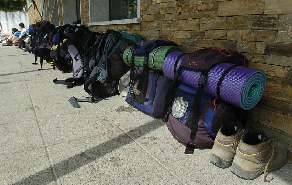 8 consejos para aligerar tu mochila - Camino de Santiago